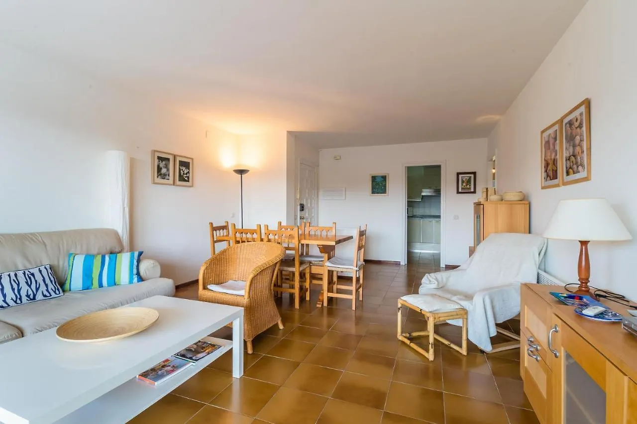 Av-1 Calella De Palafrugell 6 Pax Apartment